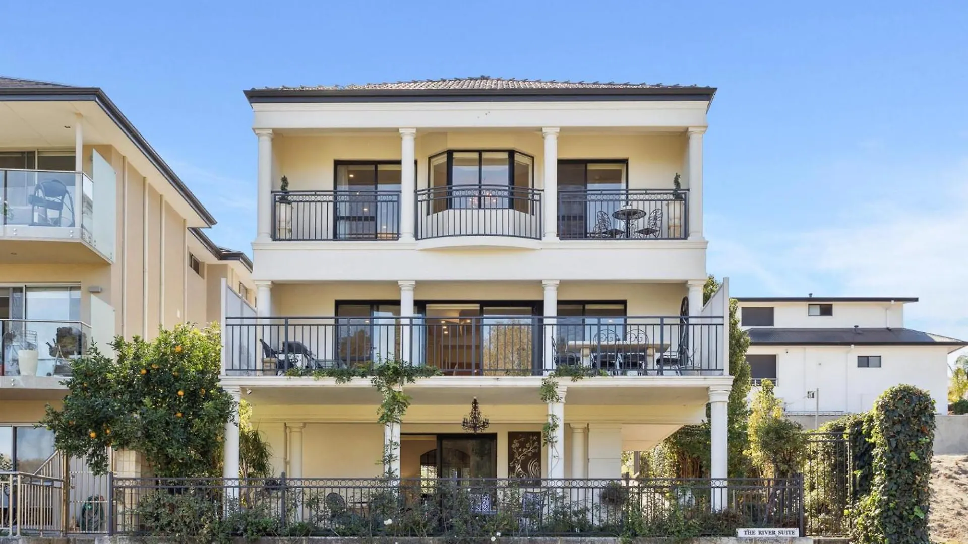 Guest house Wood14 - River Suite Perth Australia